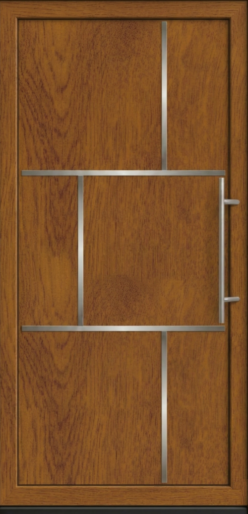 Ulazna vrata model PM 032 u dezenu zlatni hrast sa asimetričnim horizontalnim i vertikalnim inox lajsnama i modernom ručkom.