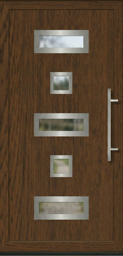 Model ulaznih vrata PM 008 u dezenu orah sa kombinacijom horizontalnih i kvadratnih staklenih panela i inox ručkom