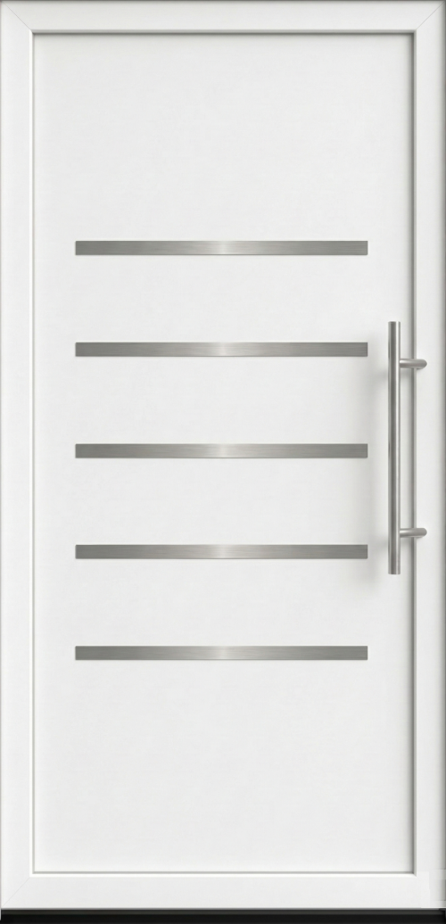 Moderna bela ulazna vrata PM 031 sa pet horizontalnih dekorativnih inox lajsni i dugom vertikalnom ručkom