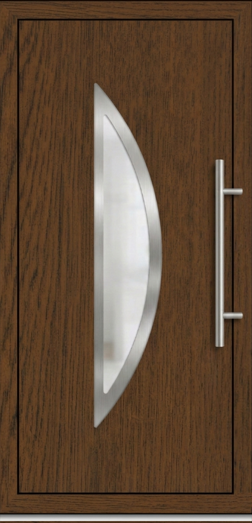 Ulazna vrata model PM 023 u dezenu tamni orah sa zakrivljenim staklom uokvirenim lučnom inox aplikacijom i modernim rukohvatom.