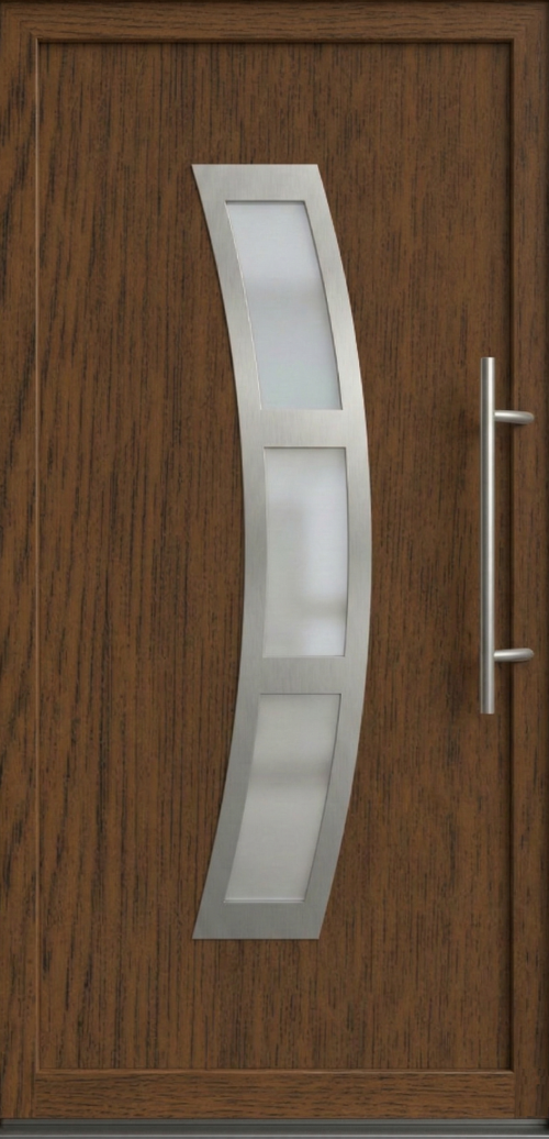 Ulazna vrata model PM 017 u dezenu tamni orah sa tri dugačka horizontalna stakla uokvirena inoks ramovima i modernim rukohvatom.